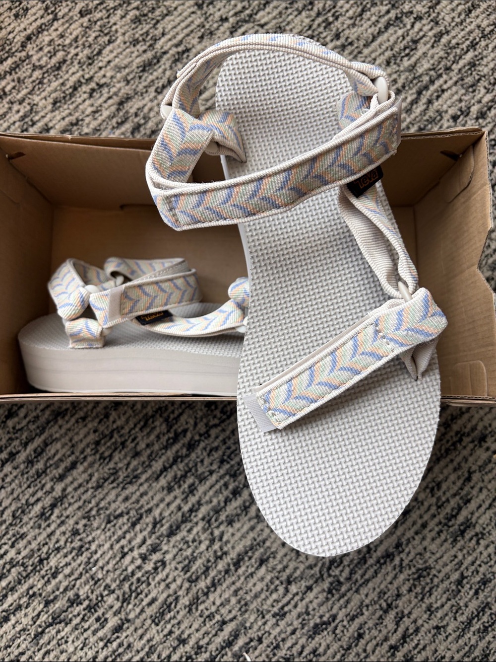 NEW Teva Midform Universal Sandal; retro pastel NIB